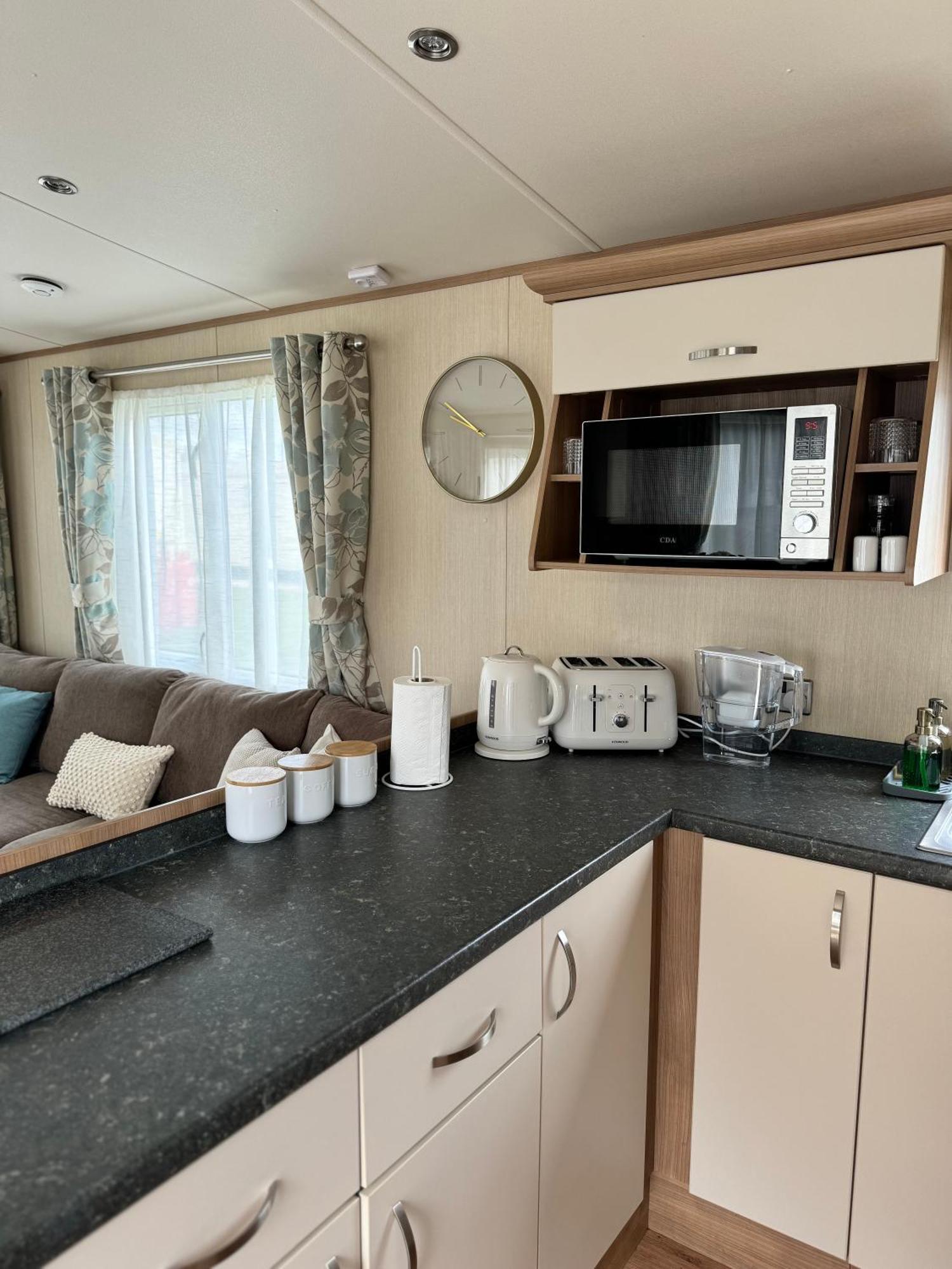 Hot Tub Retreat At Tattershall Lakes Buitenkant foto
